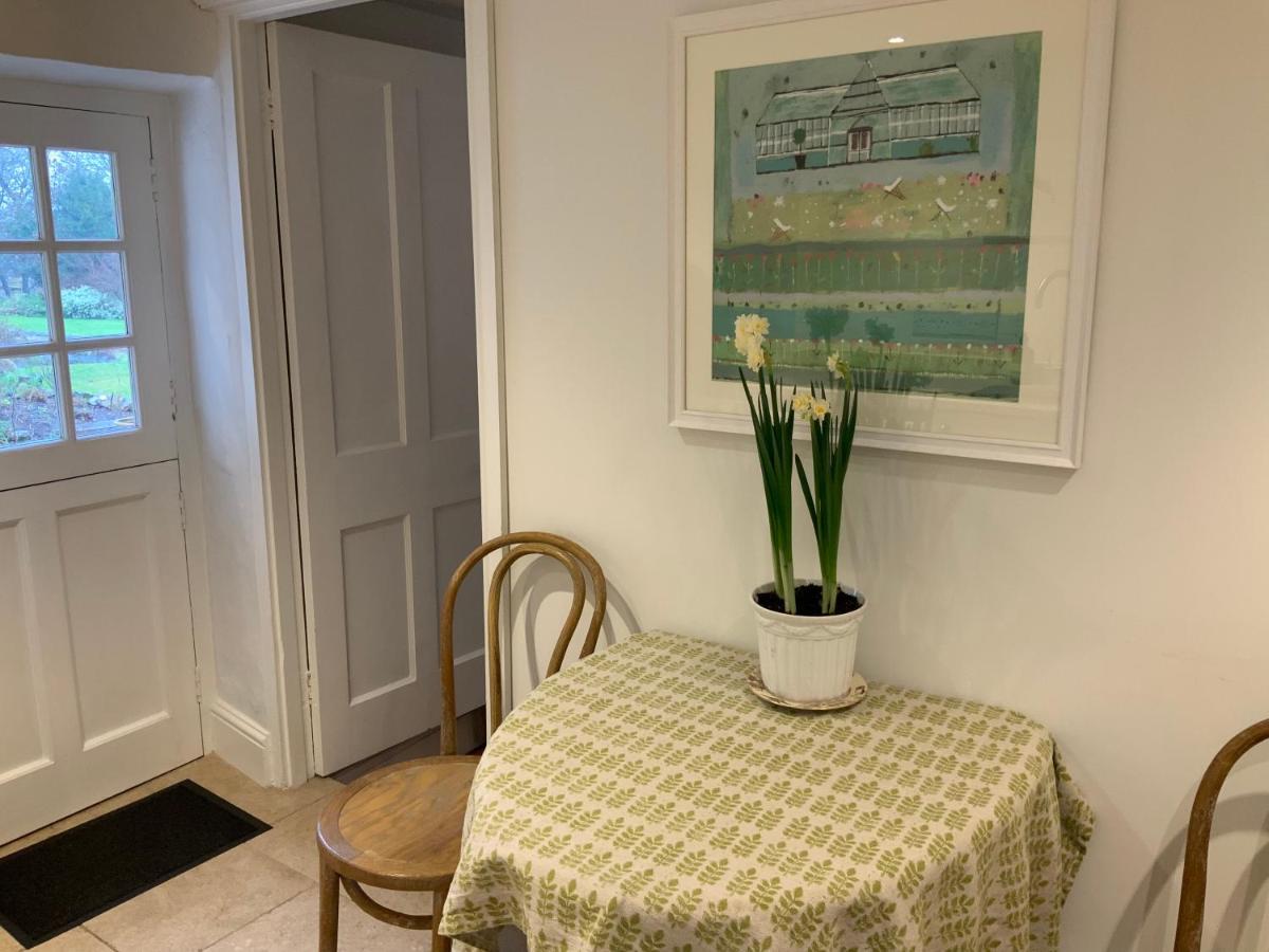 Masons Cottage, An Idyllic Retreat In An Area Of Outstanding Beauty, Close To Blenheim Palace, Oxford & The Cotswolds Stonesfield Extérieur photo